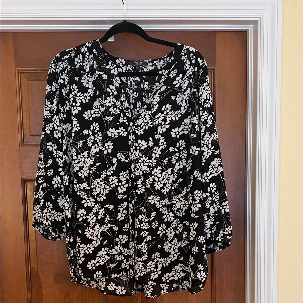 NYDJ Black Floral Button-Up V-Neck Blouse